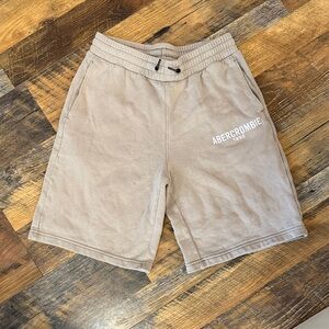 Abercrombie Kids Tan Active Shorts Loungewear size 13-14 (fits XS-S men’s)